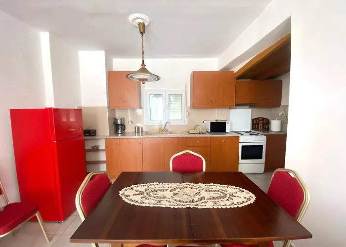 Katoikia Elia * Xirokampi